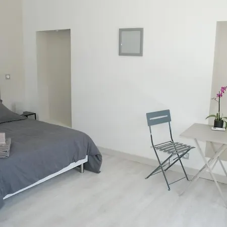 Le Clos Maratuel Villa *